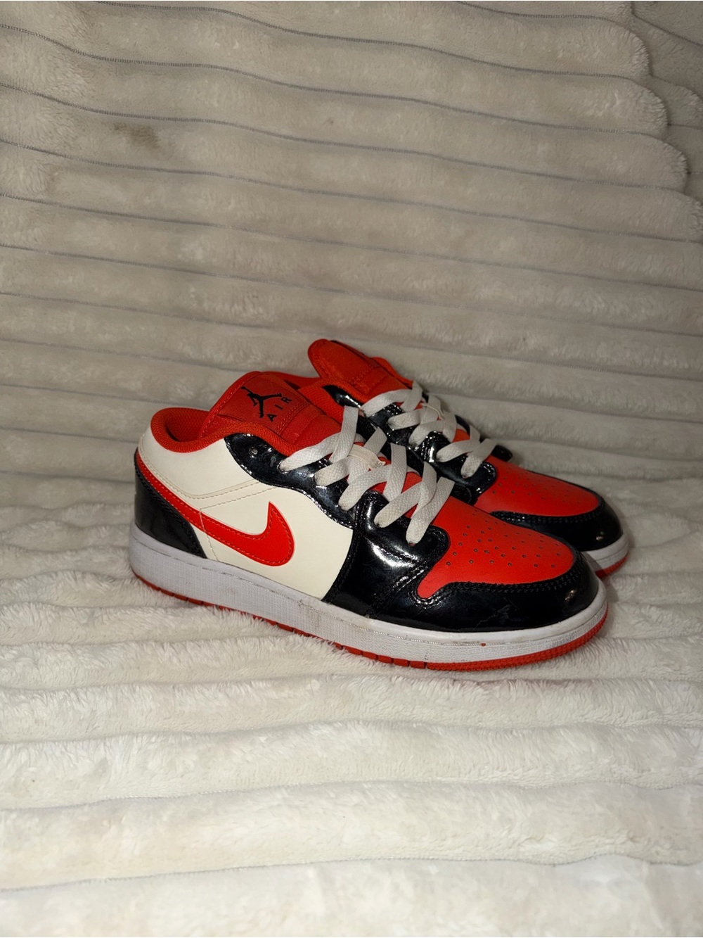 Air Jordan 1 Halloween Edition
